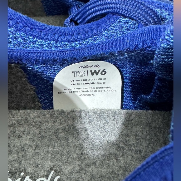 Allbirds Tree Skippers in royal blue size 6, BNNU - Picture 4 of 4